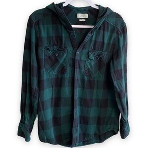 Aritizia TNA - Green/Black Plaid Shirt with Hood - Size Small